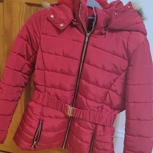 Belted & hooded puffer jacket